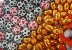 chocolates477F4AE0F0-2BB7-8E0A-5486-6D347067335D.jpg